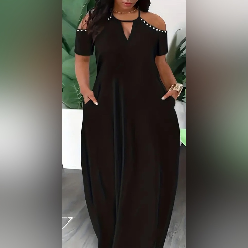 Long Elegant Black Dress With Pearls